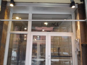 11 Prince St entrance (2015)