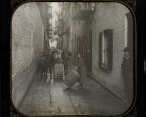 Gotham Court Alley. (Source: Museum of the City of New York digital collections.)